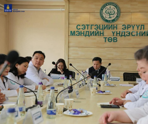 “ADOS-2” ОНОШИЛГОО, ҮНЭЛГЭЭНИЙ АРГАЧЛАЛЫН ДАГУУ АУТИЗМЫН ХҮРЭЭНИЙ ЭМГЭГИЙН ОНОШИЛГООГ ХИЙЖ ЭХЭЛЛЭЭ